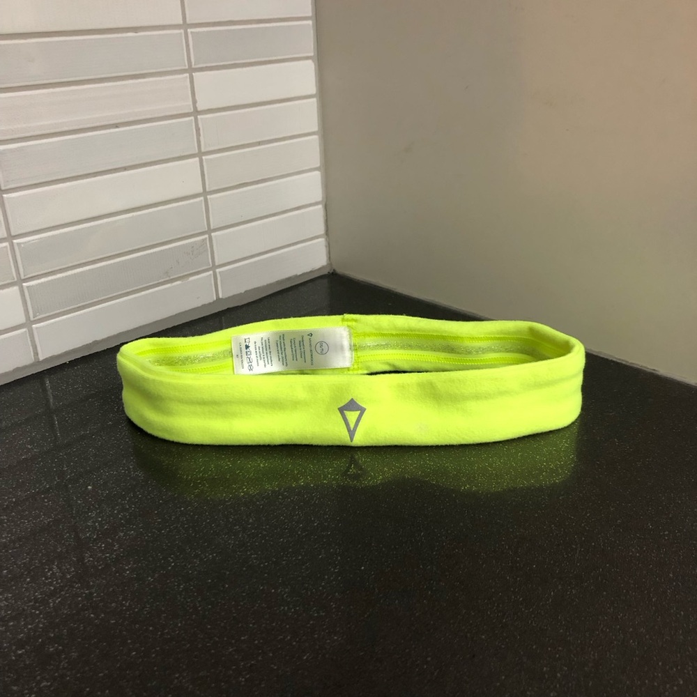 EUC Ivivva by Lululemon girl’s headband
